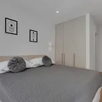 Apartman Roza, Prekrasni Novi Apartman S Parkingom